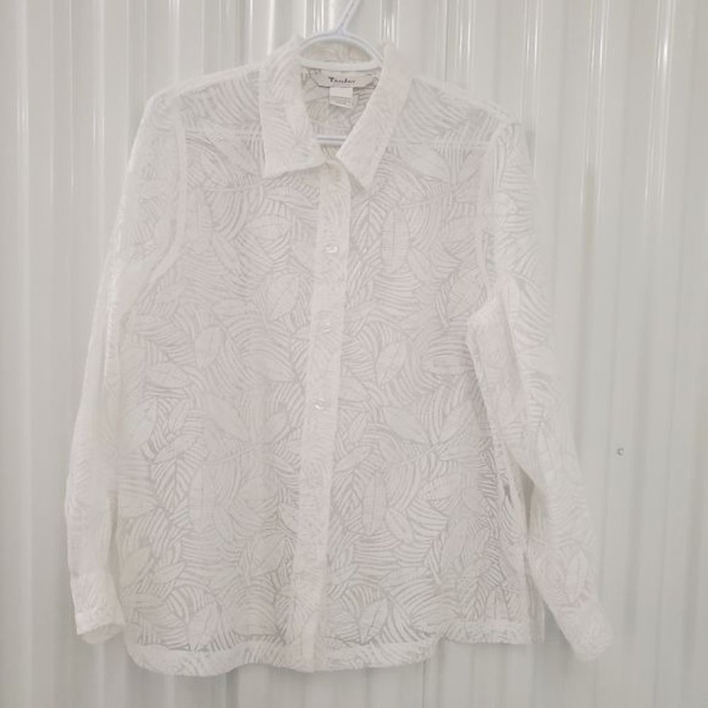 TanJay  Petites Sheer Plants Print Blouse
